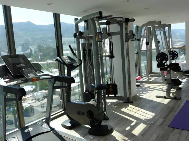 KIBRIS GİRNE MERKEZDE LÜKS YAŞAM ; SPA ,SAUNA, SPOR SALONU VE ORTAK HAVUZLU SATILIK 1+1 ,2+1 DAİRELER