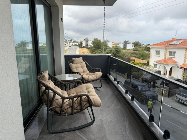 Kıbrıs Girne Edremit Bölgesinde Ödemeye Aracınzı Dahil Edebileceğiniz Özel Ödeme Planıyla 4+2 Satılık Villa - Fotoğraf 2