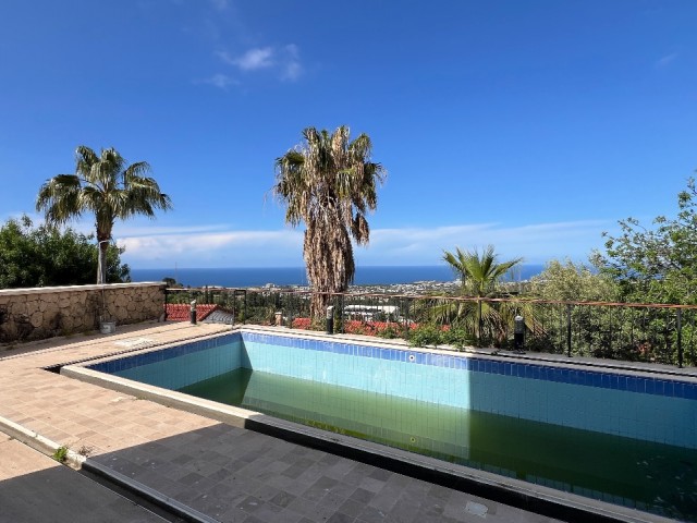 Satılık 4+1 Villa, Bellapais, Girne | Deniz ve Dağ Manzarası - Fotoğraf 3