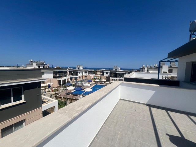 GİRNE-KARŞIYAKADA SATILIK 3+1 PENTHOUSE !!