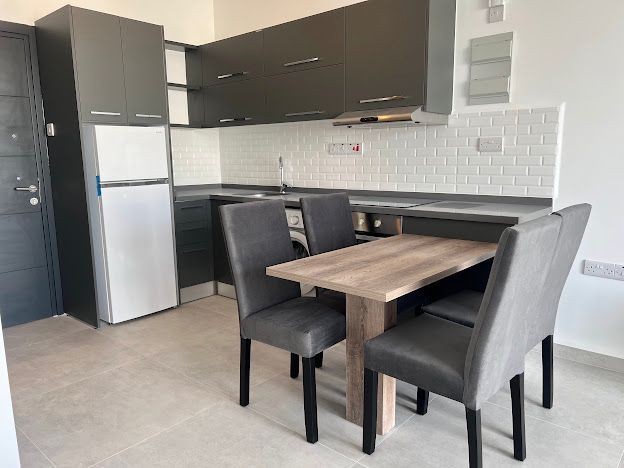 Kuzey Kıbrıs Bahçeli'de Lüks Site İçerisinde Satılık Full Eşyalı Stüdyo Daire - Fotoğraf 2