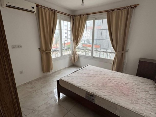 Girne Merkez Satılık 3+1 Daire !! - Fotoğraf 3