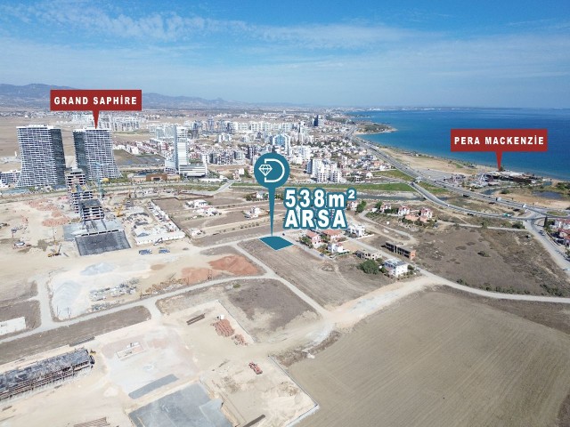 Long Beach, İskele'de Satılık Köşe Arsa (Prestijli Sitelerin Önünde)