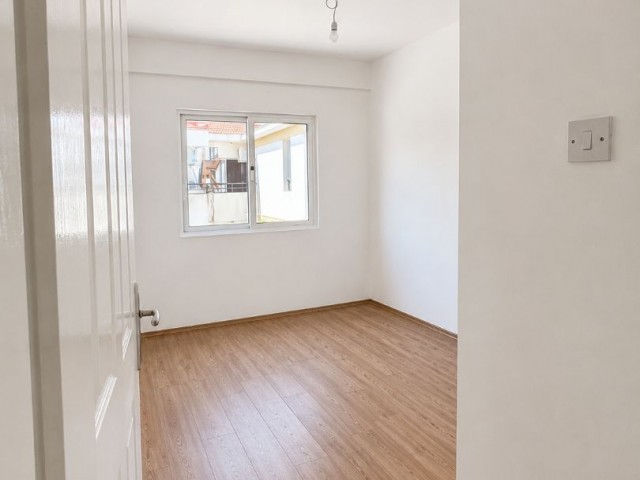 GÖNYELİ'DE FULL TADİLATLI MASRAFSIZ, TÜRK MALI SATILIK 3+1 GENİŞ DAİRE