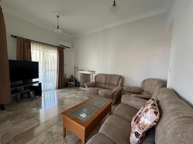 Denize yürüme mesafesinde 4+1 villa - Fotoğraf 4