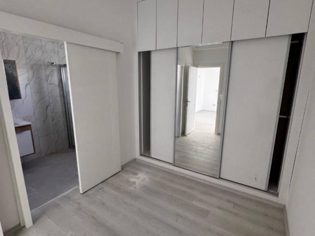 Alsancak’ın en özel konumunda, dağ ve deniz manzarasının buluştuğu 4+1 lüks villa… - Fotoğraf 3