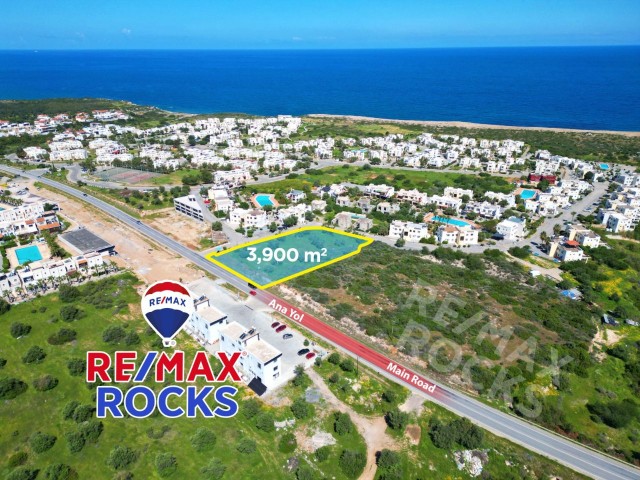Girne Esentepe'de Dağ Manzaralı Ticari İmarlı Arsa Satışı!