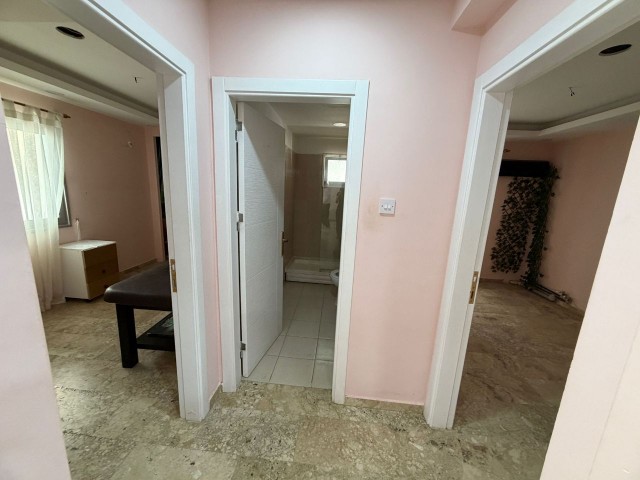 Gazimağusa Kaliland Satılık Eşyasız 2+1 Daire - Fotoğraf 2