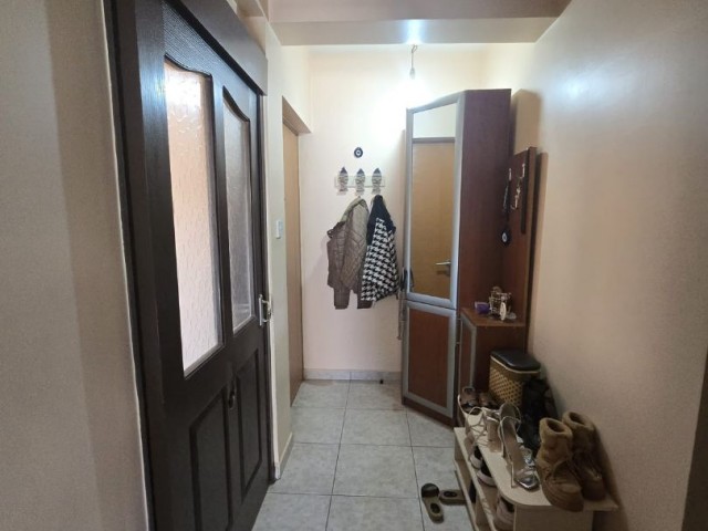 Gazimağusa Çanakkale Satılık Eşyasız 3+1 Daire - Fotoğraf 3