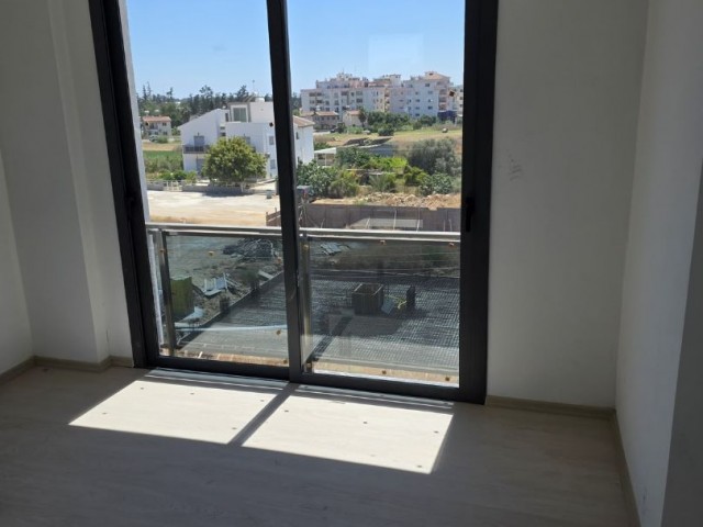 GAZİMAĞUSA ÇANAKKALE SATILIK EŞYASIZ 2+1 SIFIR DAİRE