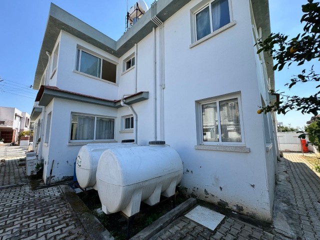 Lefkoşa Yenikent Satılık 3+1 İki Katlı Müstakil Ev - Fotoğraf 2