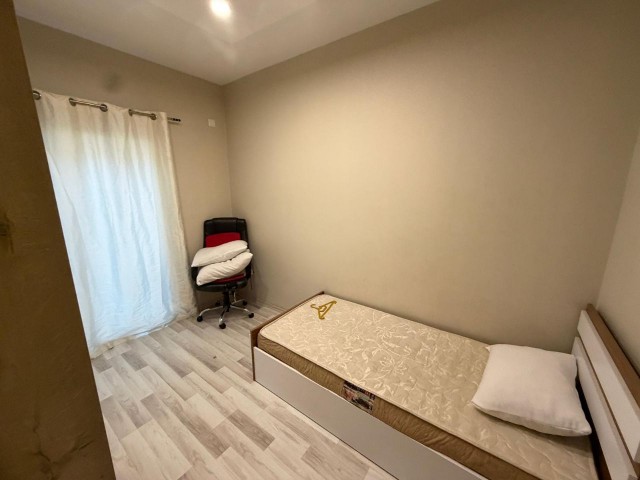 Gazimağusa Karakol Satılık Eşyalı 2+1 Daire - Fotoğraf 4