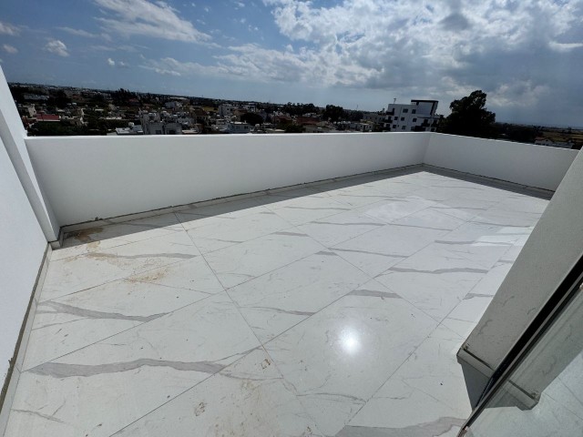 GAZİMAĞUSA ÇANAKKALE SATILIK EŞYASIZ 2+1 SIFIR PENTHOUSE