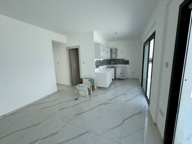 Gazimağusa Çanakkale Satılık Eşyasız 2+1 Sıfır Penthouse - Fotoğraf 4
