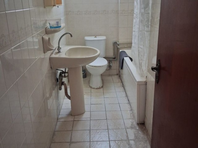 Gazimağusa Molto Market Yanı Baykal Satılık Eşyasız 2+1 Daire - Fotoğraf 3