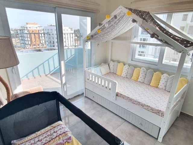 GAZİMAĞUSA ÇANAKKALE SATILIK EŞYALI 3+1 PENTHOUSE