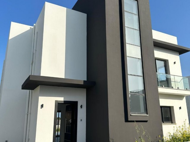 İskele Ötüken Satılık Havuzlu Villa - Fotoğraf 2