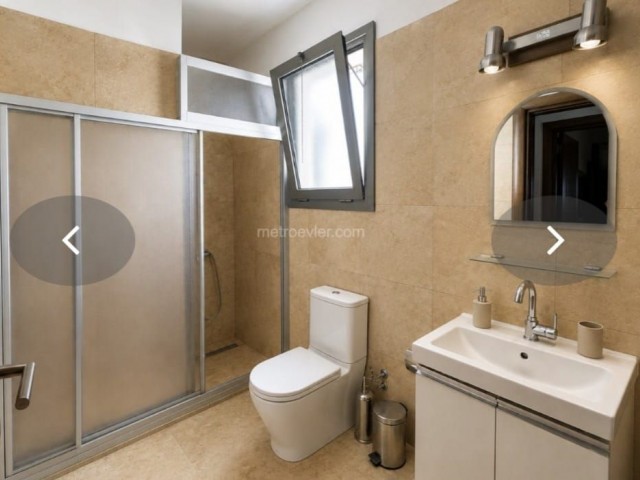 Gönyeli Yarı Eşyalı Satılık 3+1 Daire !! - Fotoğraf 3