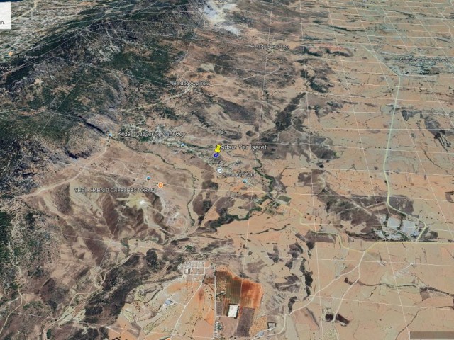 Girne Kozanköy'de 2021m2 Yatırımlık Arazi - Fotoğraf 4