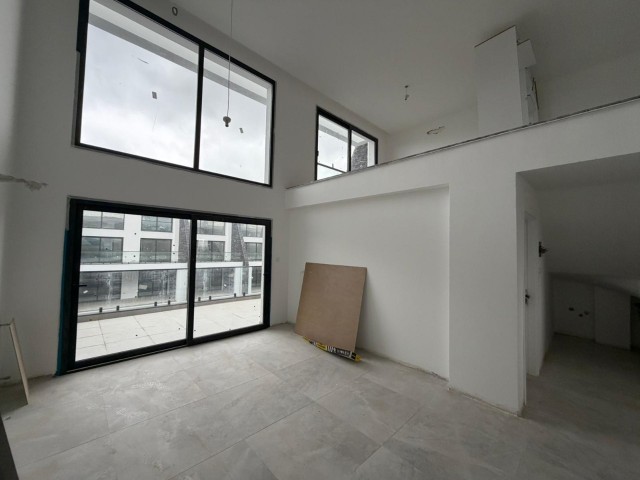 Elysium seçkin rezidansında havuz manzaralı lüks 2+1 loft daire.