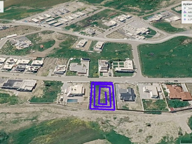 dikmende geniş villalık arazi ister 3 vill ister tek villa yapınız