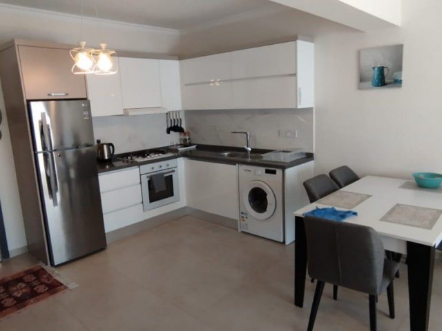Bafra'da Thalassa Beach Resort Rezidansında, Beyaz Esyali, 1. Kat, Deniz Manzaralı 3+1 Daire! Hazır Türk Tapusu. Denize Sıfır!