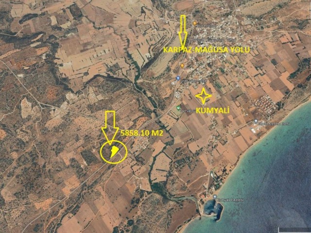 Kumyalıda anayol kenarı deniz manzaralı arazi - Fotoğraf 3