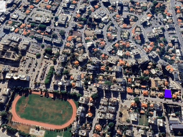 Lefkoşa -Yenişehir Ticari İzinli Eski Konut arsası - Fotoğraf 2