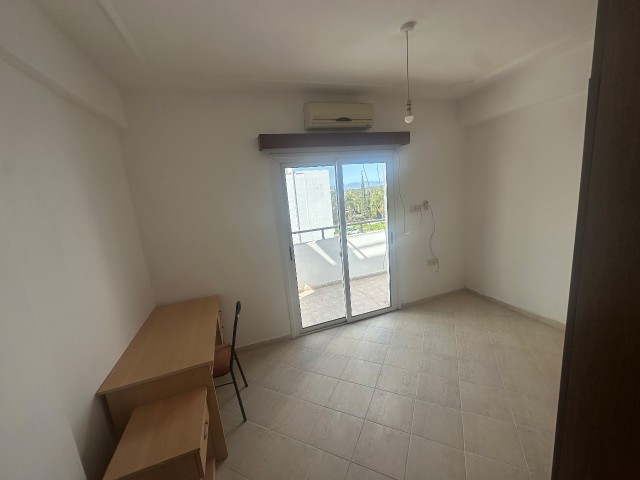 Gazimağusa Gülseren Bölgesinde Satılık Penthause Daire