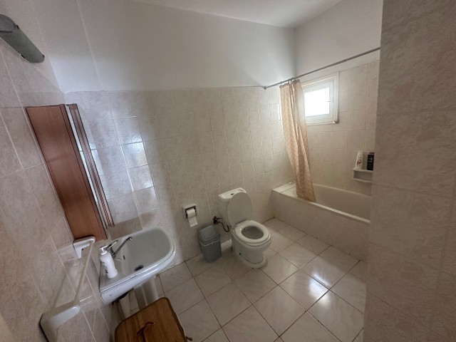 Gazimağusa Gülseren'de Şehir Manzaralı 3+1 Eşyalı Daire - Fotoğraf 3