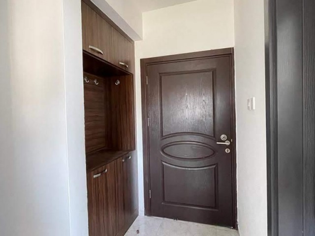 Mağusa Merkez Satılık 3+1 Daire - Fotoğraf 4