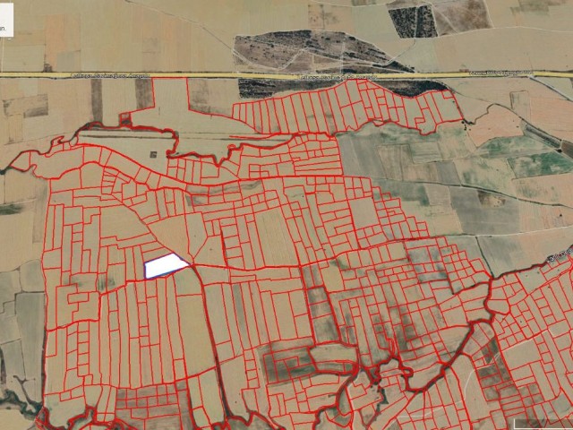 Yola Cepheli | Mağusa -Ulukışla’da 14 Dönüm Yatırımlık Tarla