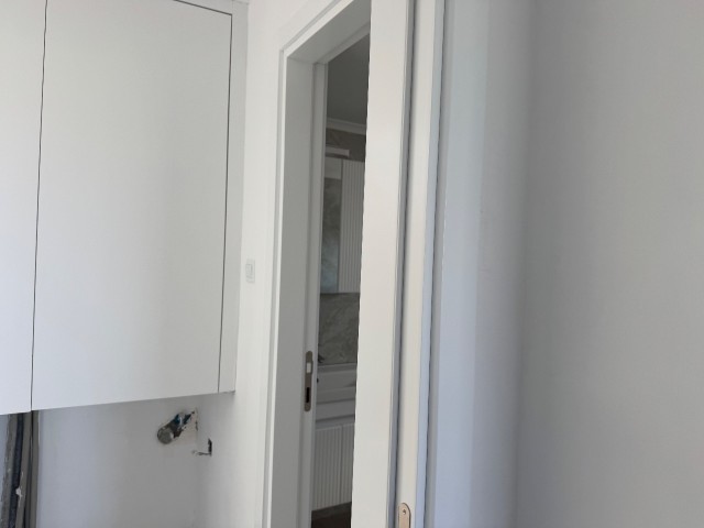 İskele'de Fiora residence'da 168m2 ve 78m2'lik çatı bahçesine özel erişimli 3+2 Loft Dubleks daire daire! Denize 200 m! - Fotoğraf 3