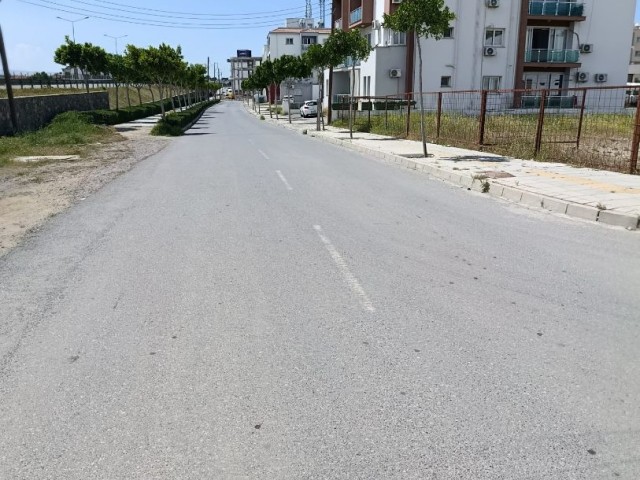 Gönyelı Merkezı Konumda Projesı Çızılmış Ticari İzinli Arsa - Fotoğraf 2