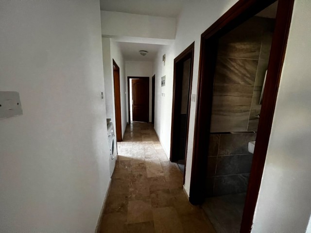 Girne Alsancak’ta 150 m² Geniş 3+1 Daire | 3 Banyo | KDV & Trafo Ödenmiş - Fotoğraf 2