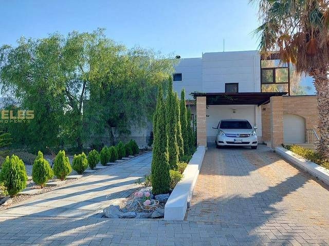 Famagusta Tatlısu'da Şık Villa - Koçanı Hazir! - Fotoğraf 4
