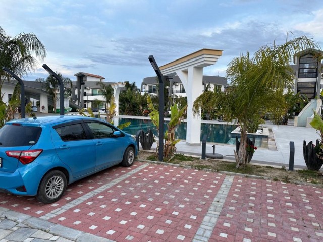 Girne Karaoğlan oğlunda lux bir site içerisinde satılık full eşyalı 1+1 daire - Fotoğraf 4