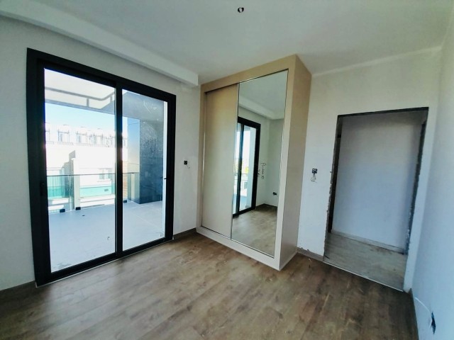 Girne Merkez'de Satılık Lüks Penthouse - Şehir ve Doğa Manzarası! - Fotoğraf 4