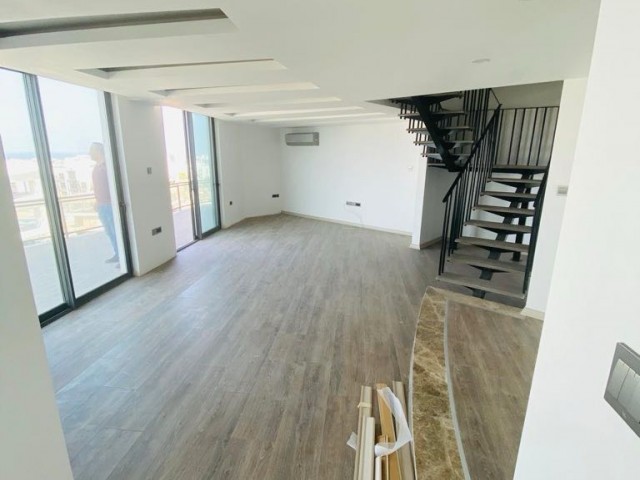 Girne merkezde satılık & ortak havuzlu 3+1 daire