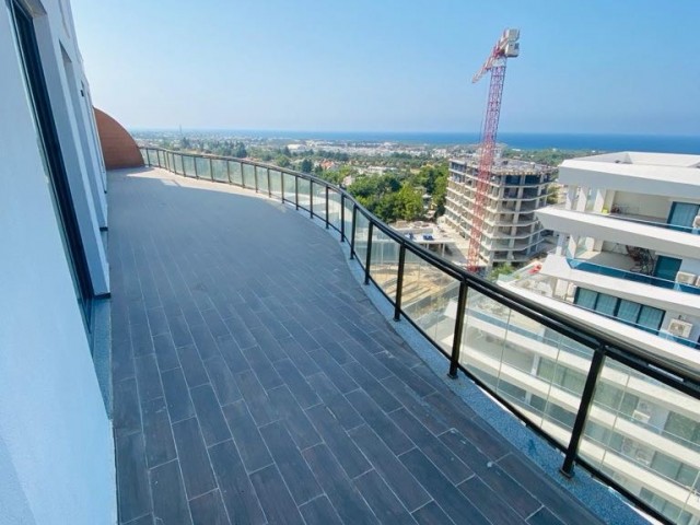 Girne merkezde satılık & ortak havuzlu 3+1 daire - Fotoğraf 2