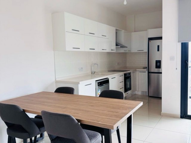 Mağusa şehir merkezinde full eşyalı satılık 2+1 daire ( yüksek kira getirisi )
