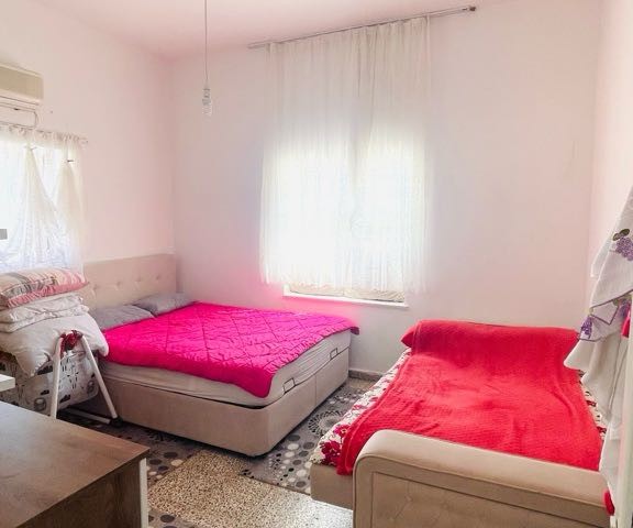 İskele köy içinde satılık 3+1 müstakil ev - Fotoğraf 3