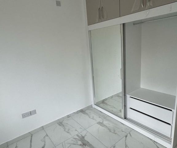 Lefkoşa Gönyeli’de satılık 3+1 penthouse .. - Fotoğraf 4