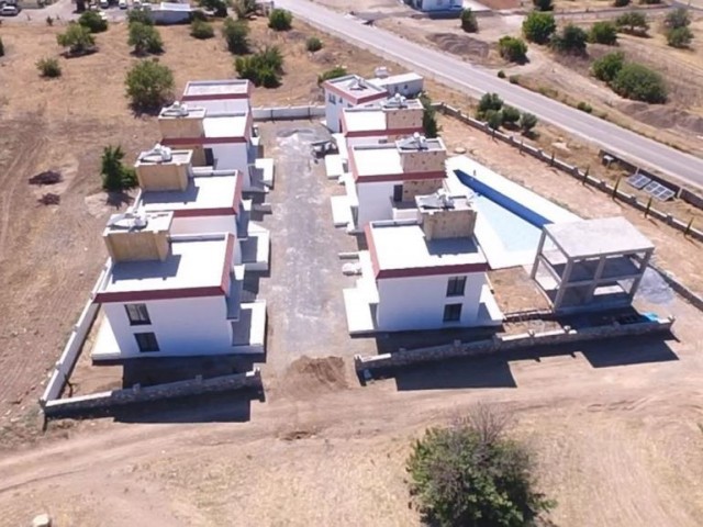 Tatlı su bölgesinde kaçırılmayacak fırsat 3+1 ortak havuzlu satılık villa - Fotoğraf 2