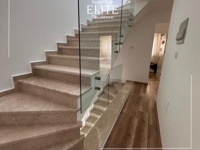 💷 190.000 £ | ❌ SÖZLEŞME ÜCRETİ YOK ❌ | Eşyalı 3+1 İkiz Villa | Royal Sun Elite | Long Beach – İskele | KIZILÖRS INVESTMENT - Fotoğraf 2
