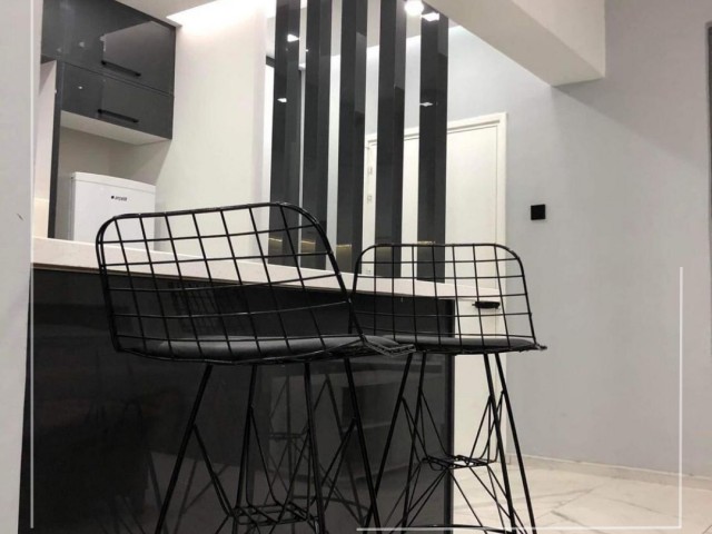 🏢Elin Apartmanı, 📍Gazimağusa / Salamis Caddesi – 📜Koçanı Hazır Satılık 2+1 Daire |⚒️Tadilat Edilmiş | 🪜4.Kat |🛋️Eşyalı & Mobilyalı |🎓DAÜ'ye Yürüme Mesafesi |💰Hazır Kiracılı |💷 Herşey Dahil ~ 70.000 £ | KIZILÖRS INVESTMENT - Fotoğraf 2