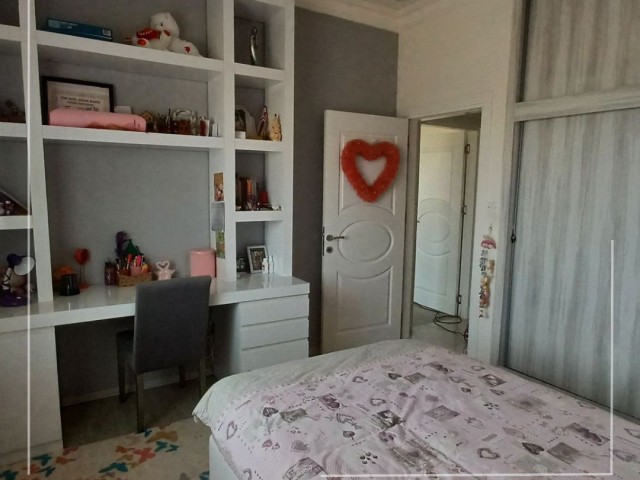 Gazimağusa Tanyel Jasmine Sitesi’nde Satılık 3+1 Daire