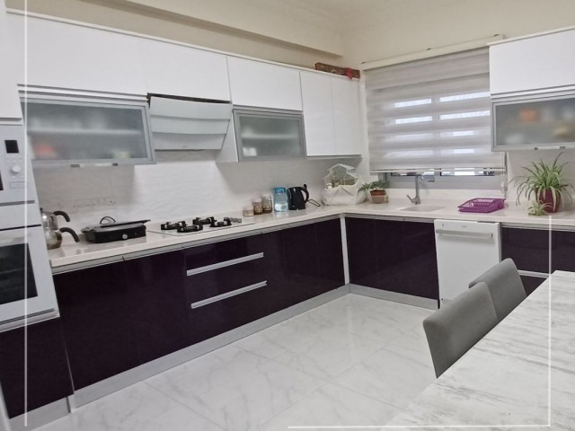 Gazimağusa Tanyel Jasmine Sitesi’nde Satılık 3+1 Daire - Fotoğraf 4