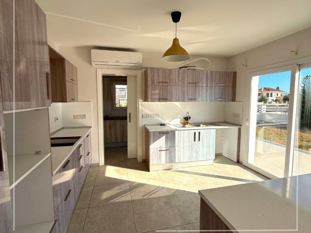 Yeniboğaziçi’nde Satılık Lüks Villa | Tam Arsa Üzerine Müstakil Yaşam - Fotoğraf 3