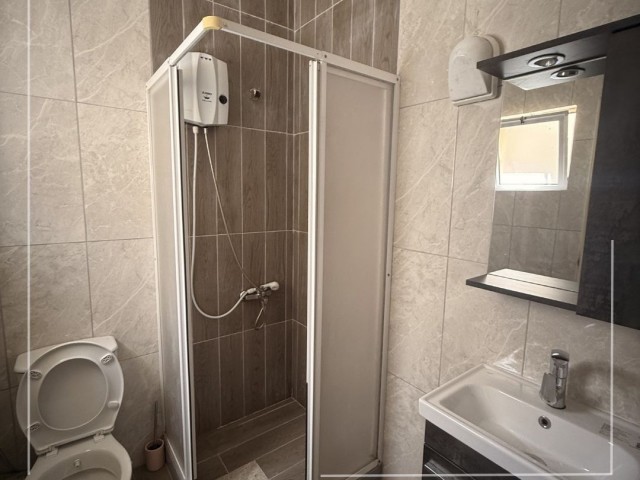Acil Satılık – Gazimağusa Merkezde 2 Yatak Odalı Daire - Fotoğraf 2